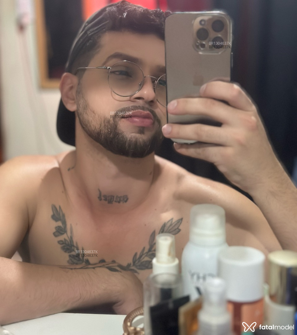 Acompanhante homem morena (o) de olhos castanhos em São Bernardo do Campo - Angel Zayat