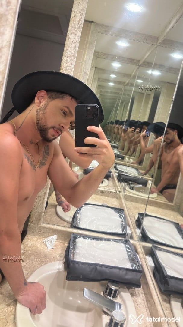 Acompanhante homem morena (o) de olhos castanhos em São Bernardo do Campo - Angel Zayat
