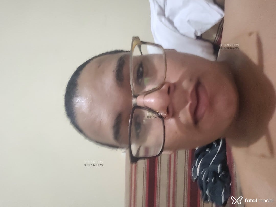 Acompanhante homem morena (o) de olhos castanhos em Rondonópolis Acompanhante homem morena (o) de olhos castanhos em Rondonópolis - Doguinha
