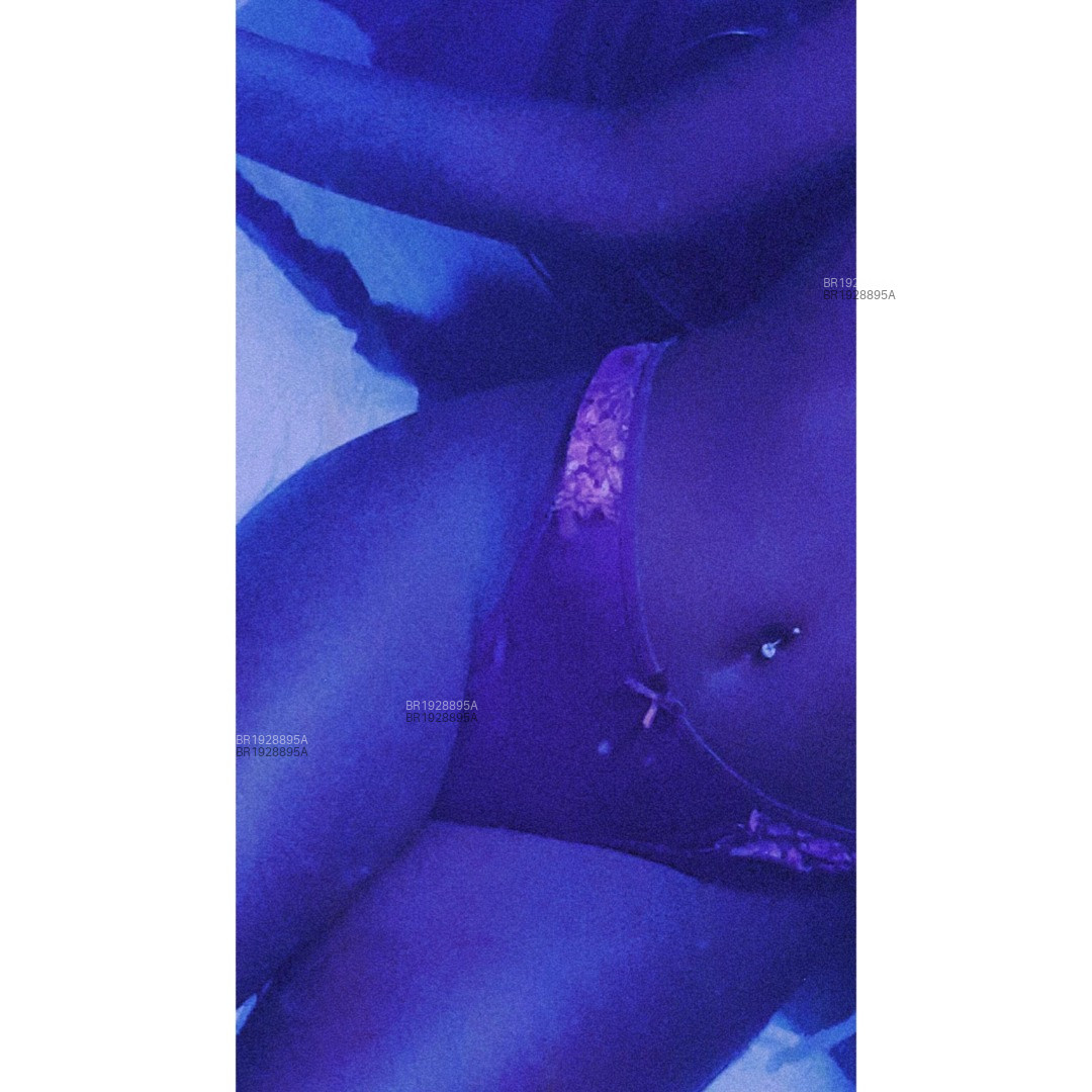 Acompanhante mulher trans morena (o) de olhos pretos em Virtual Acompanhante mulher trans morena (o) de olhos pretos em Virtual - Kamila Silva