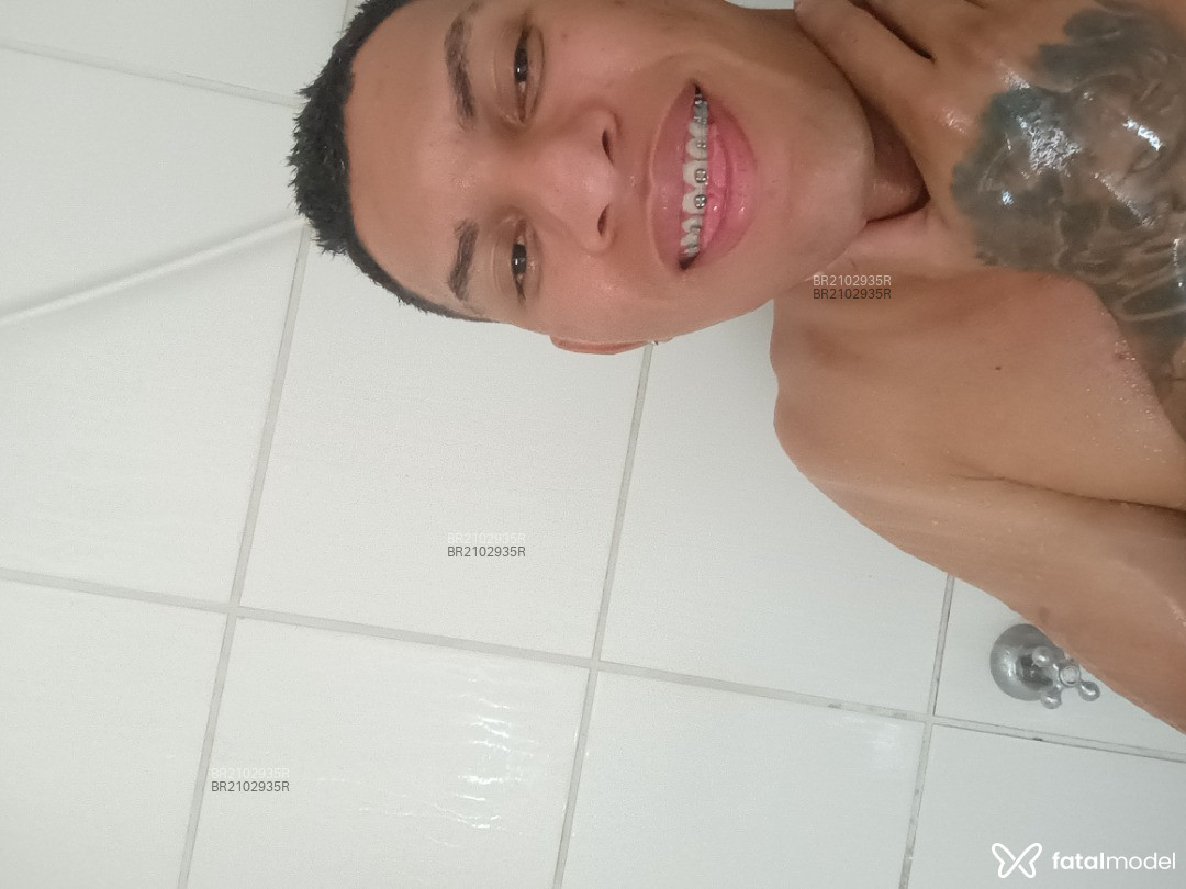 Acompanhante homem morena (o) de olhos castanhos em Taubaté - Guilherme