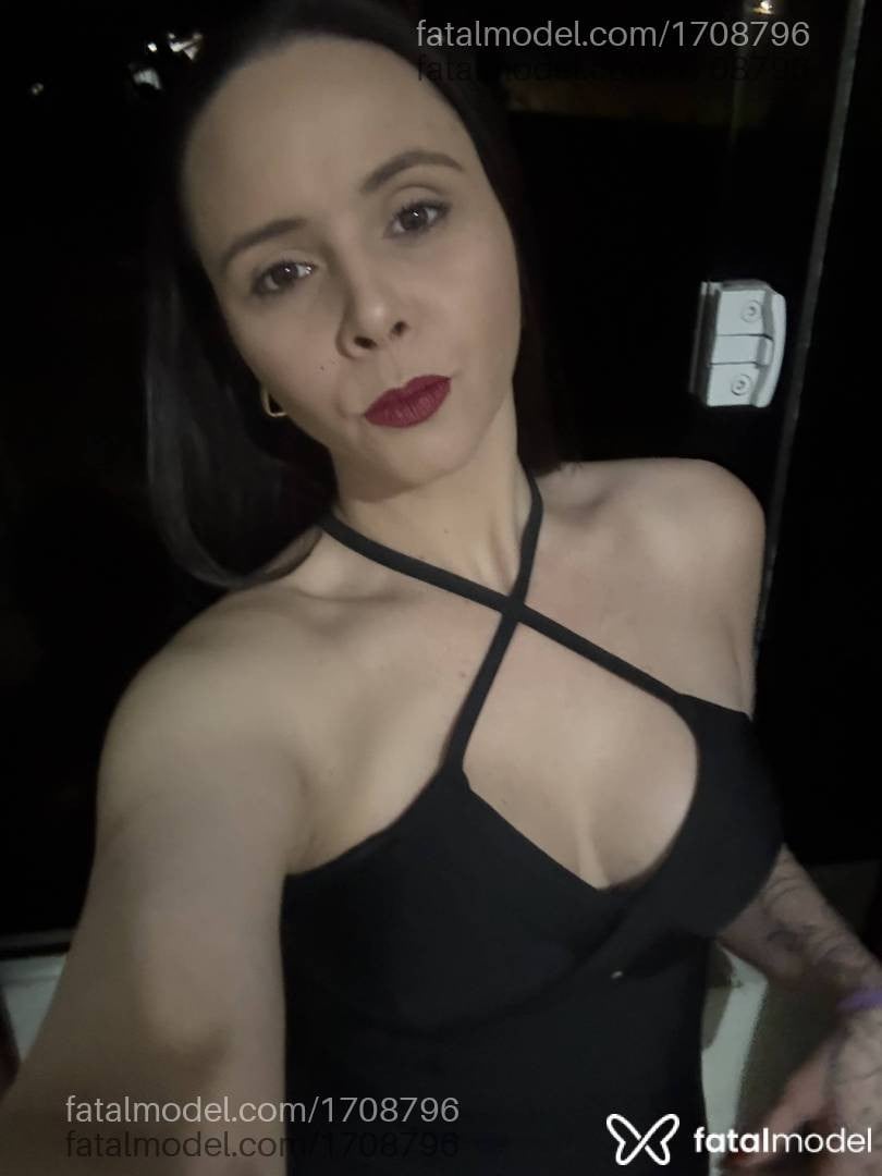 Acompanhante mulher com cabelo castanho de olhos castanhos - Andreia
