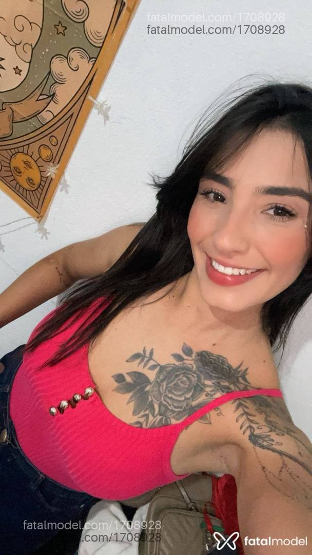 Acompanhante mulher morena (o) de olhos pretos em Lavras - Bella