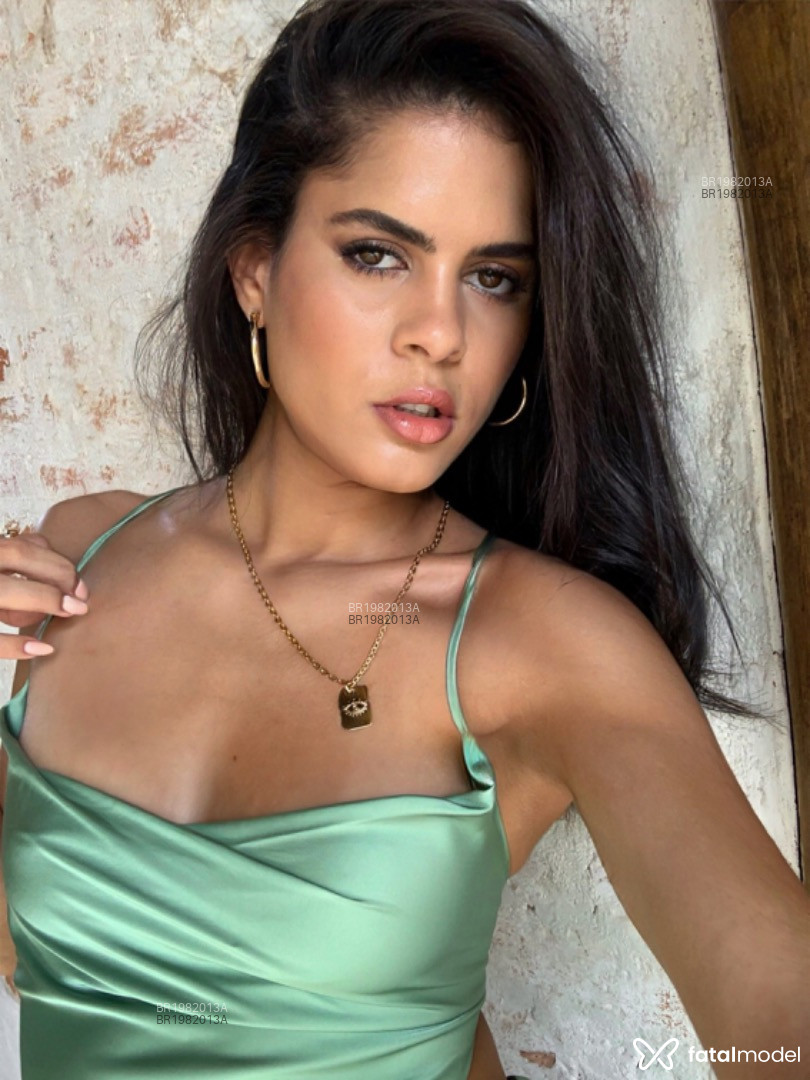 Acompanhante mulher morena (o) de olhos mel em São Paulo Acompanhante mulher morena (o) de olhos mel em São Paulo - Paola Prada