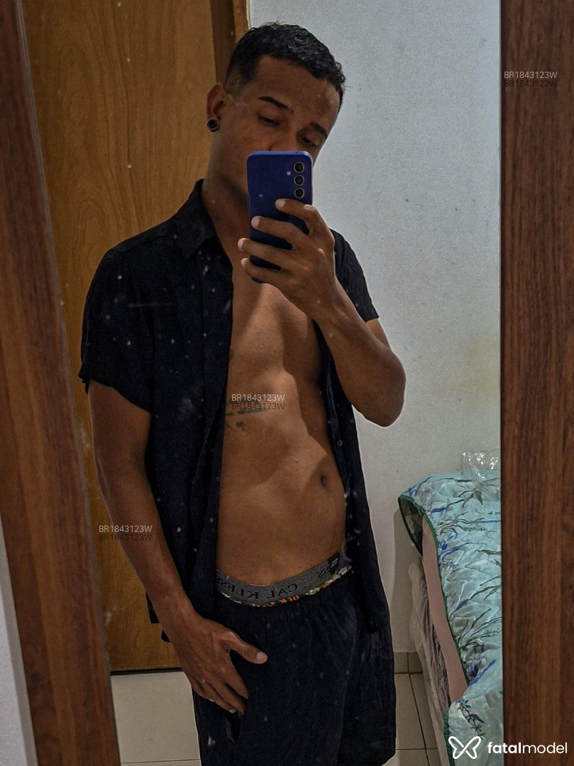 Acompanhante homem morena (o) de olhos castanhos - Bruninho Acompanhante homem morena (o) de olhos castanhos - Bruninho