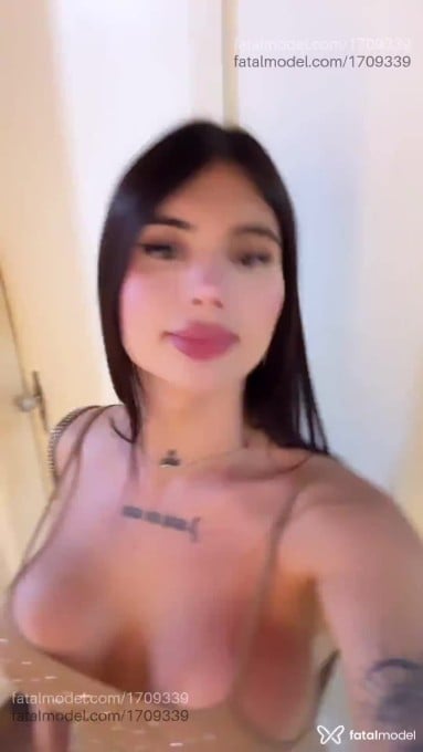 Acompanhante mulher trans morena (o) de olhos castanhos em Santa Rosa - Jade Oliveira