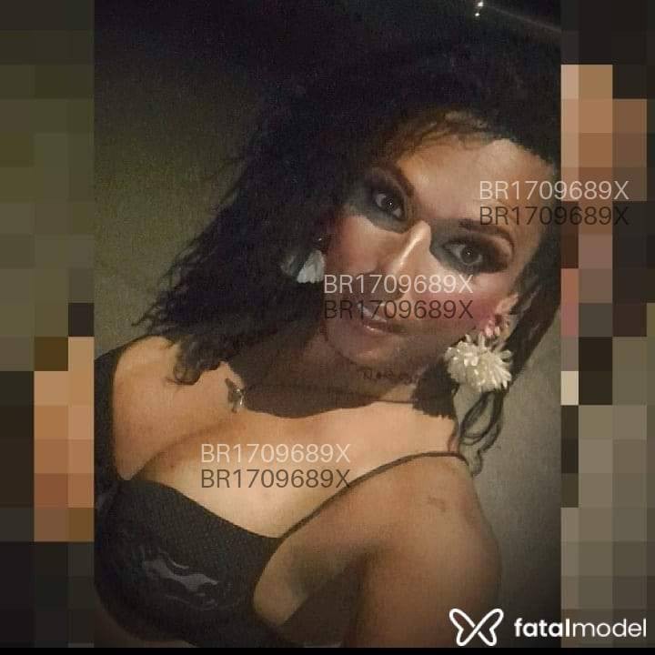 Acompanhante mulher trans morena (o) de olhos castanhos em Cabo Frio Acompanhante mulher trans morena (o) de olhos castanhos em Cabo Frio - Rebeca fontinelly