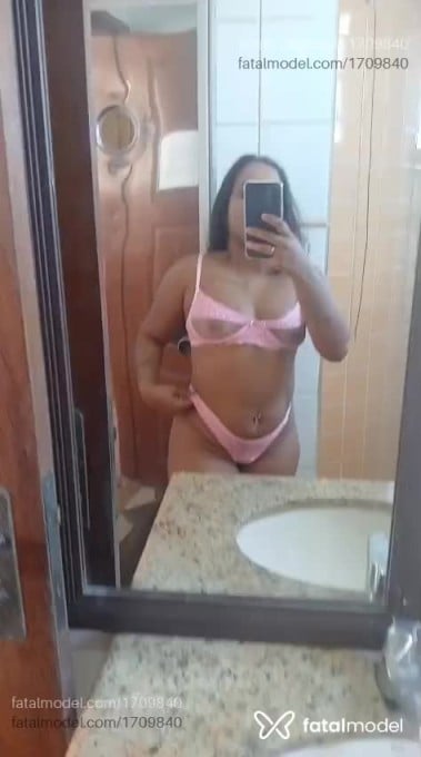Acompanhante mulher com cabelo castanho de olhos castanhos em Campos dos Goytacazes - Ruthy Oliver