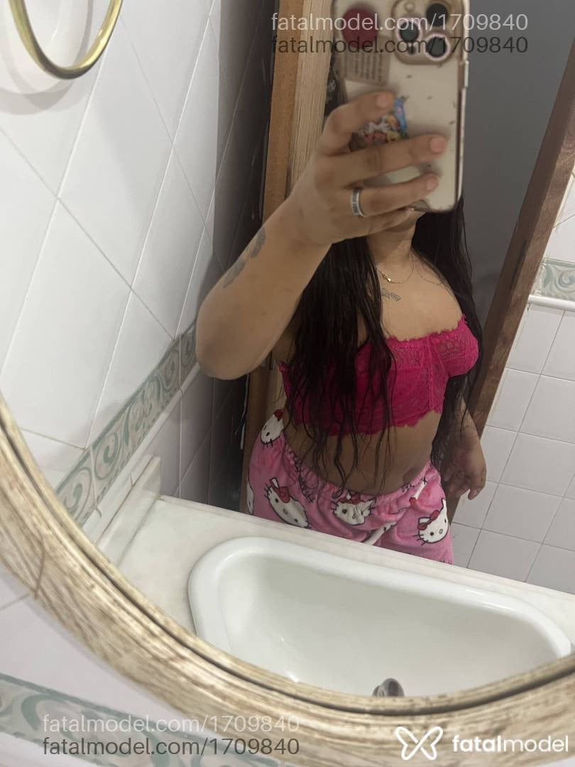 Acompanhante mulher com cabelo castanho de olhos castanhos - Ruthy Oliver