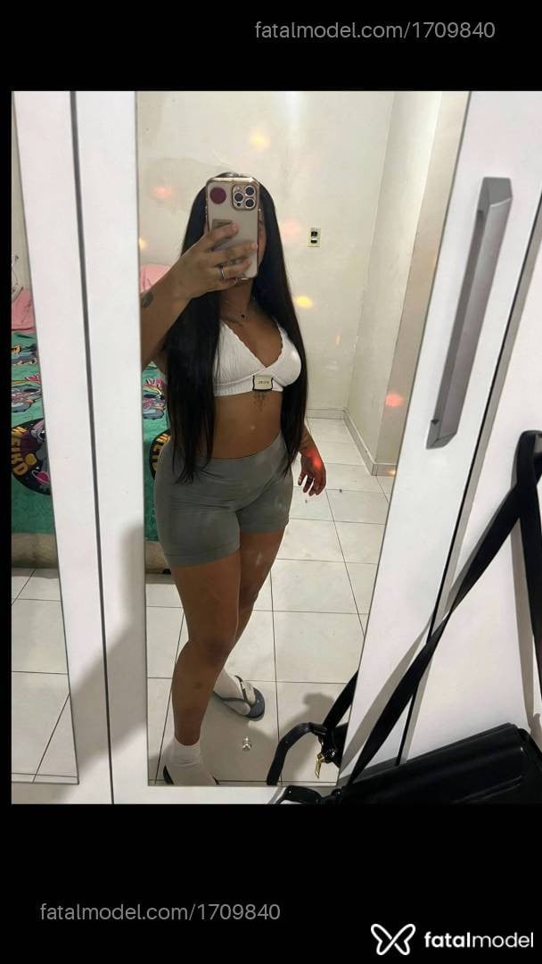Acompanhante mulher com cabelo castanho de olhos castanhos - Ruthy Oliver