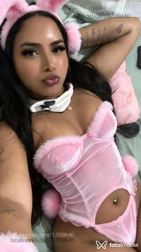 Acompanhante mulher com cabelo castanho de olhos castanhos - Ruthy Oliver