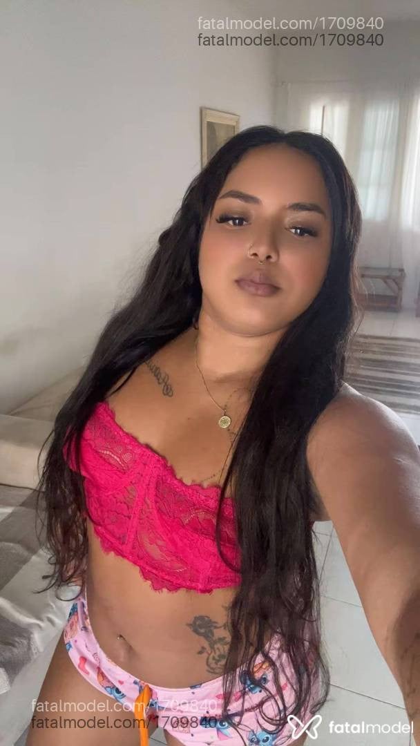 Acompanhante mulher com cabelo castanho de olhos castanhos - Ruthy Oliver