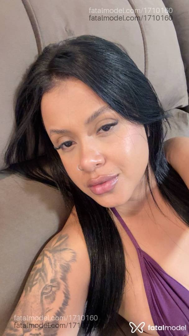 Acompanhante mulher morena (o) de olhos pretos em Macaé - Mia Ferrari