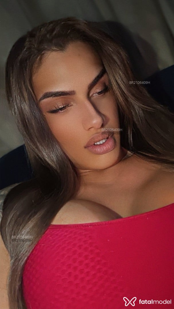 Acompanhante mulher trans morena (o) de olhos castanhos em Itumbiara - Jhennyfer Lopes