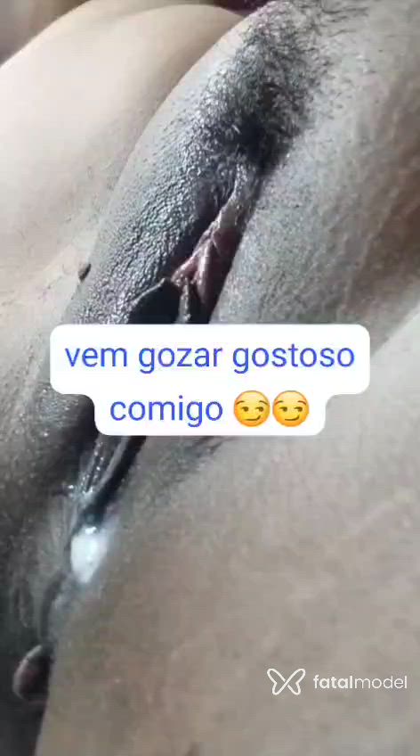 Acompanhante mulher com cabelo castanho de olhos castanhos - lupita