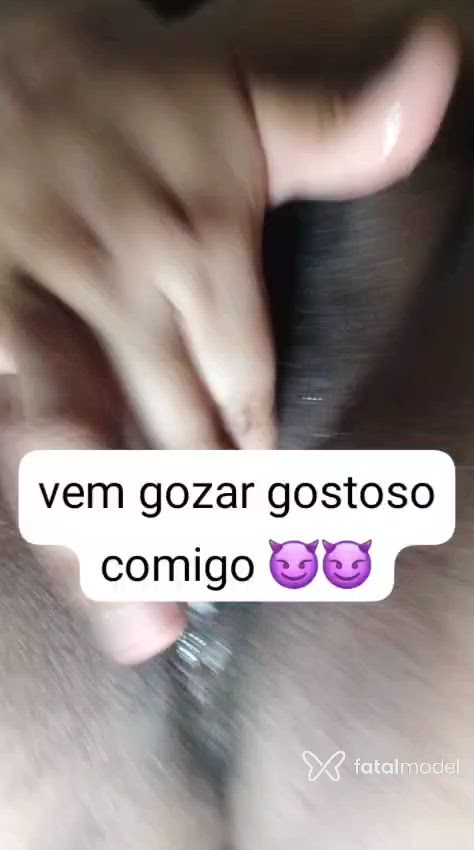Acompanhante mulher com cabelo castanho de olhos castanhos - lupita