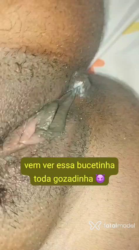 Acompanhante mulher com cabelo castanho de olhos castanhos - lupita