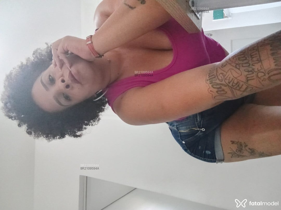 Acompanhante mulher com cabelo castanho de olhos castanhos em São Paulo - Michelly