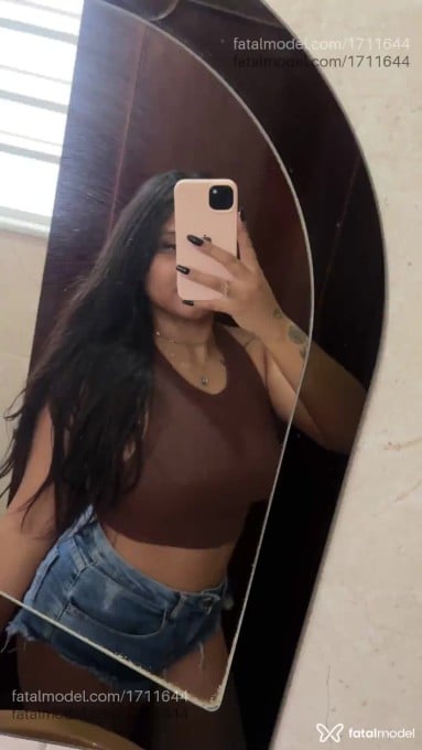 Acompanhante mulher morena (o) de olhos pretos em Campinas - Júlia