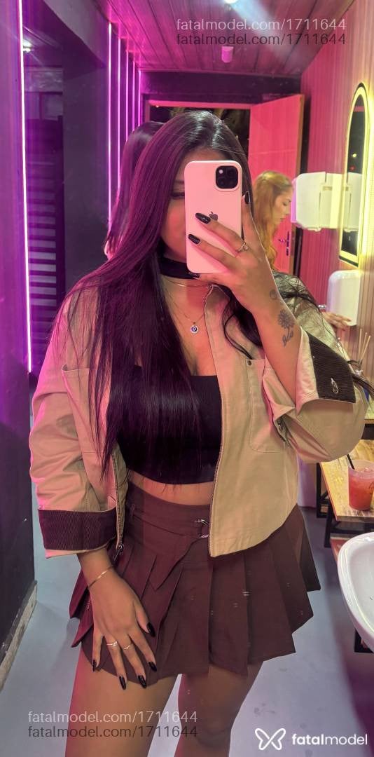 Acompanhante mulher morena (o) de olhos pretos em Campinas - Júlia