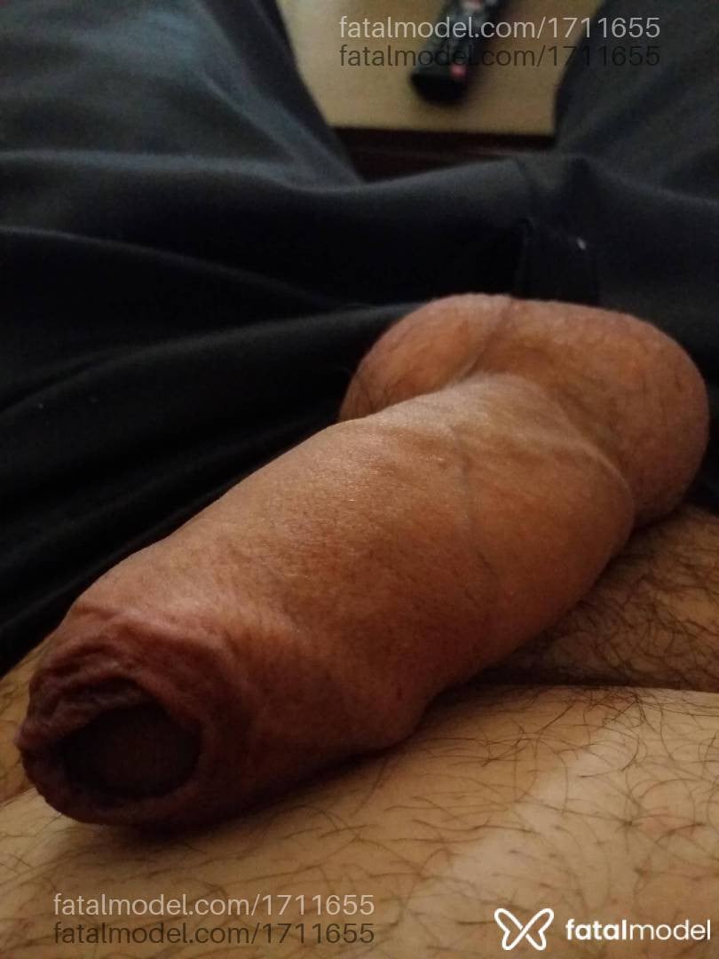 Acompanhante homem com cabelo castanho de olhos castanhos - Lucas