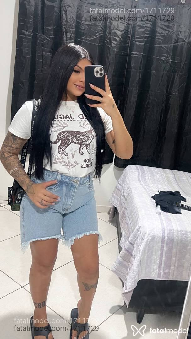 Acompanhante mulher morena (o) de olhos castanhos - Livia Santos