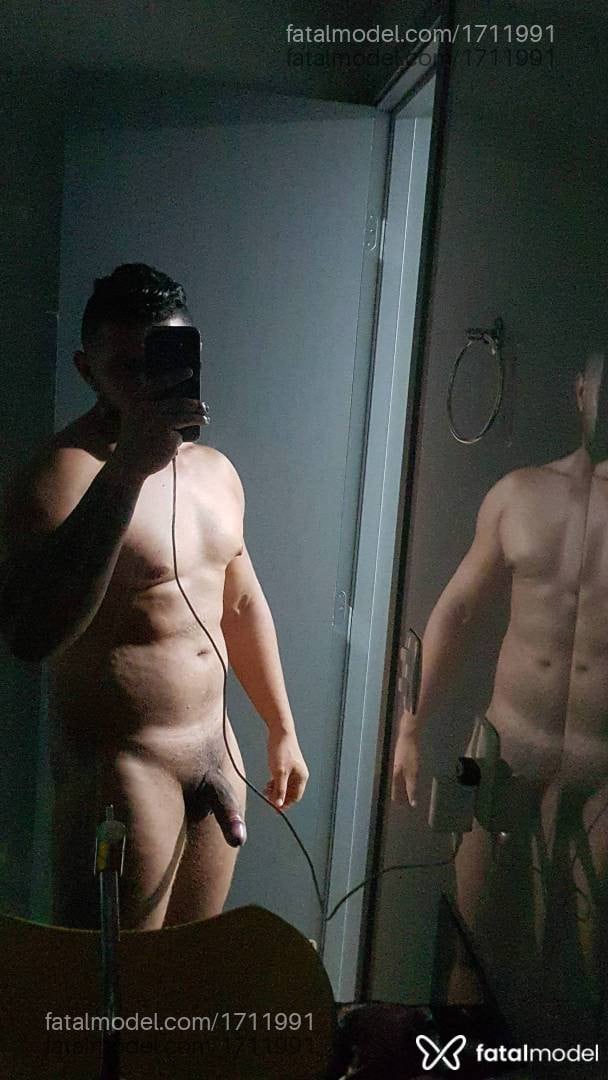Acompanhante homem morena (o) de olhos pretos em Juazeiro do Norte - Kauã Barok