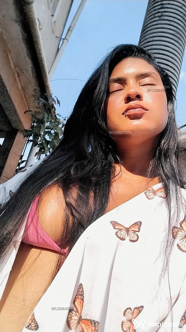 Acompanhante mulher com cabelo castanho de olhos castanhos em Rio de Janeiro - Anne Castro