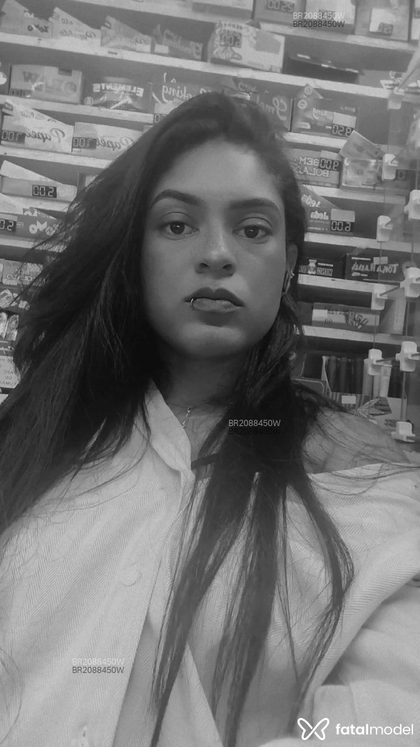 Acompanhante mulher com cabelo castanho de olhos castanhos em Rio de Janeiro - Anne Castro