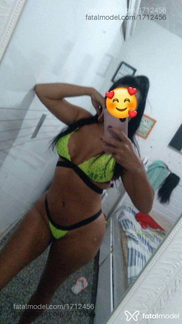 Acompanhante mulher morena (o) de olhos castanhos em Tubarão - Ya Romani