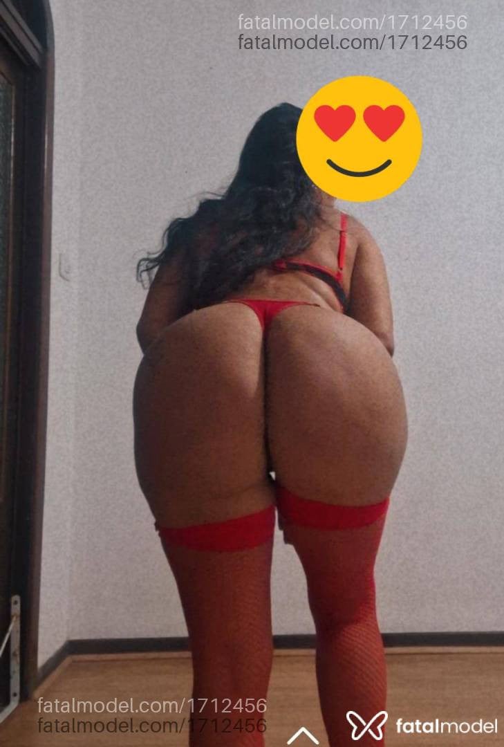 Acompanhante mulher morena (o) de olhos castanhos - Ya Romani