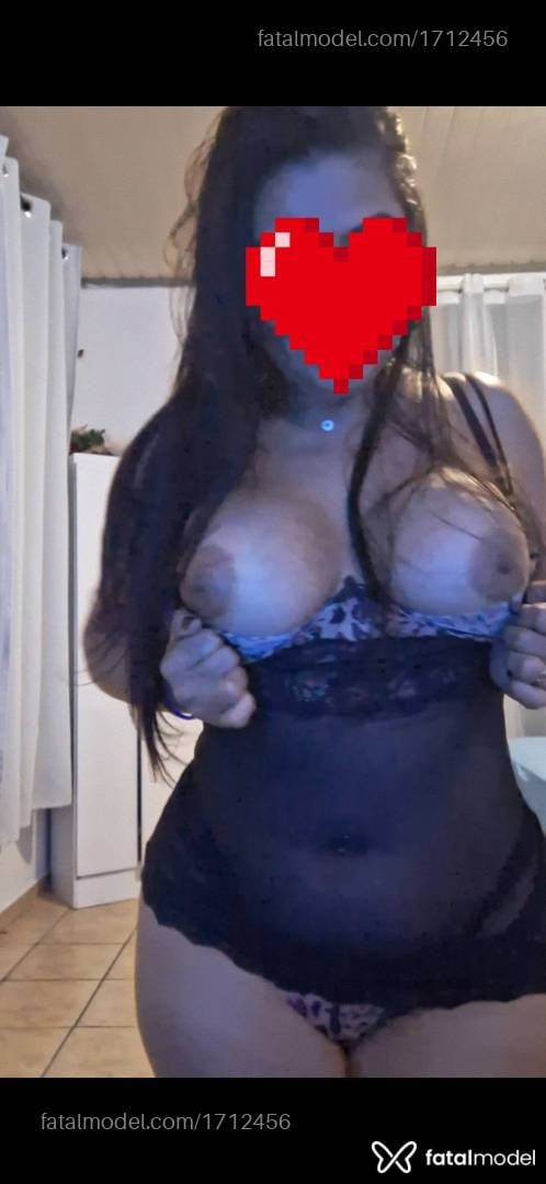 Acompanhante mulher morena (o) de olhos castanhos em Tubarão - Ya Romani