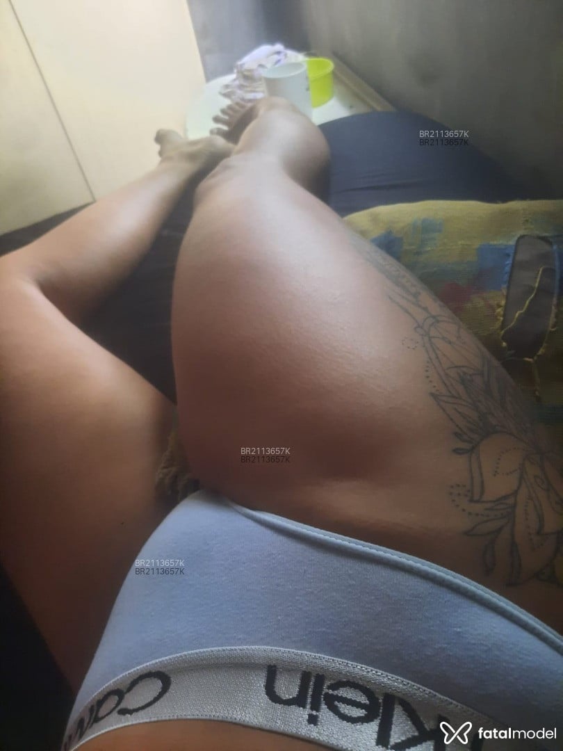Acompanhante mulher morena (o) de olhos castanhos em Duque de Caxias - Nanda