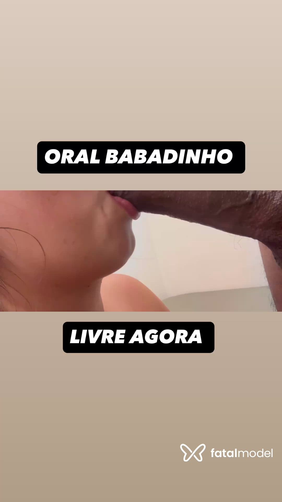 Acompanhante mulher loira (o) de olhos castanhos - Caroline
