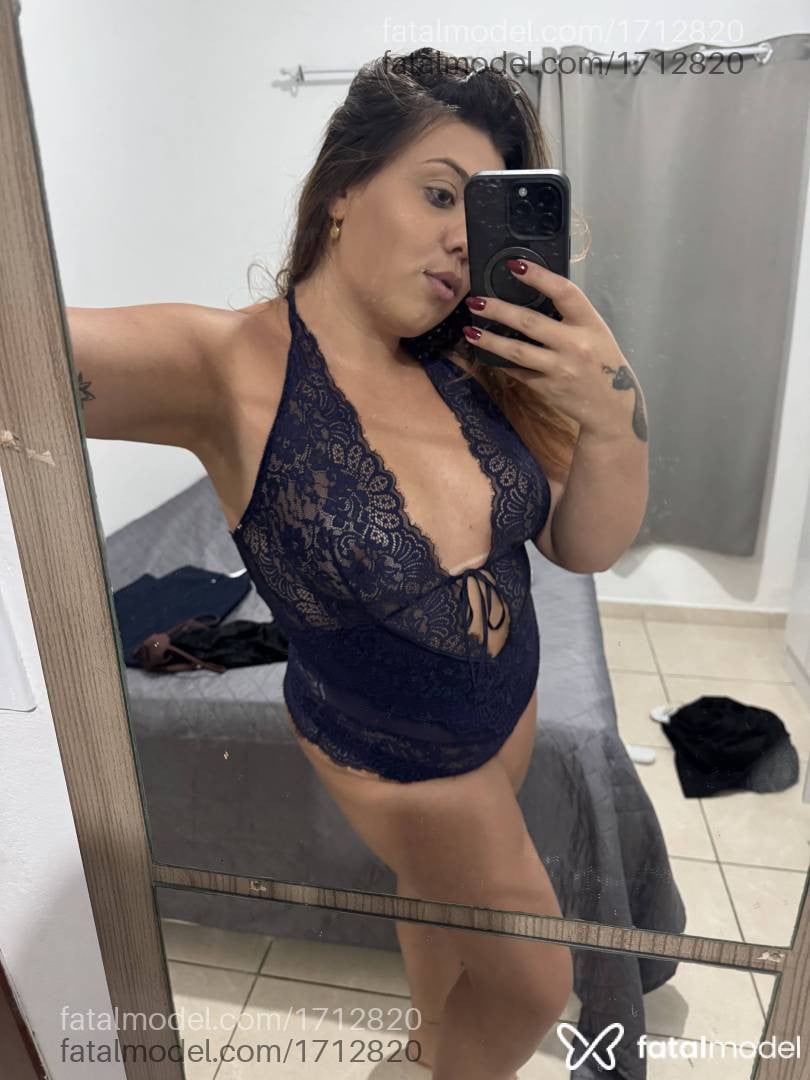 Acompanhante mulher loira (o) de olhos castanhos em Foz do Iguaçu - Caroline