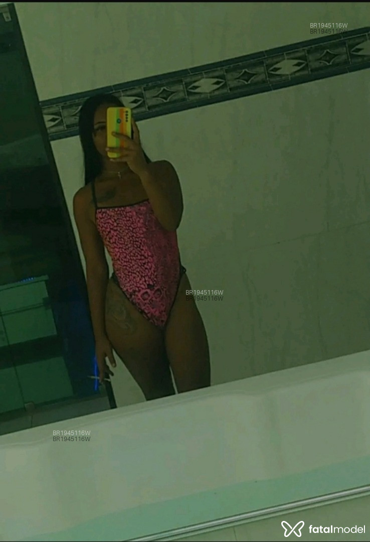 Acompanhante mulher morena (o) de olhos pretos em Rio de Janeiro Acompanhante mulher morena (o) de olhos pretos em Rio de Janeiro - Indiasilva