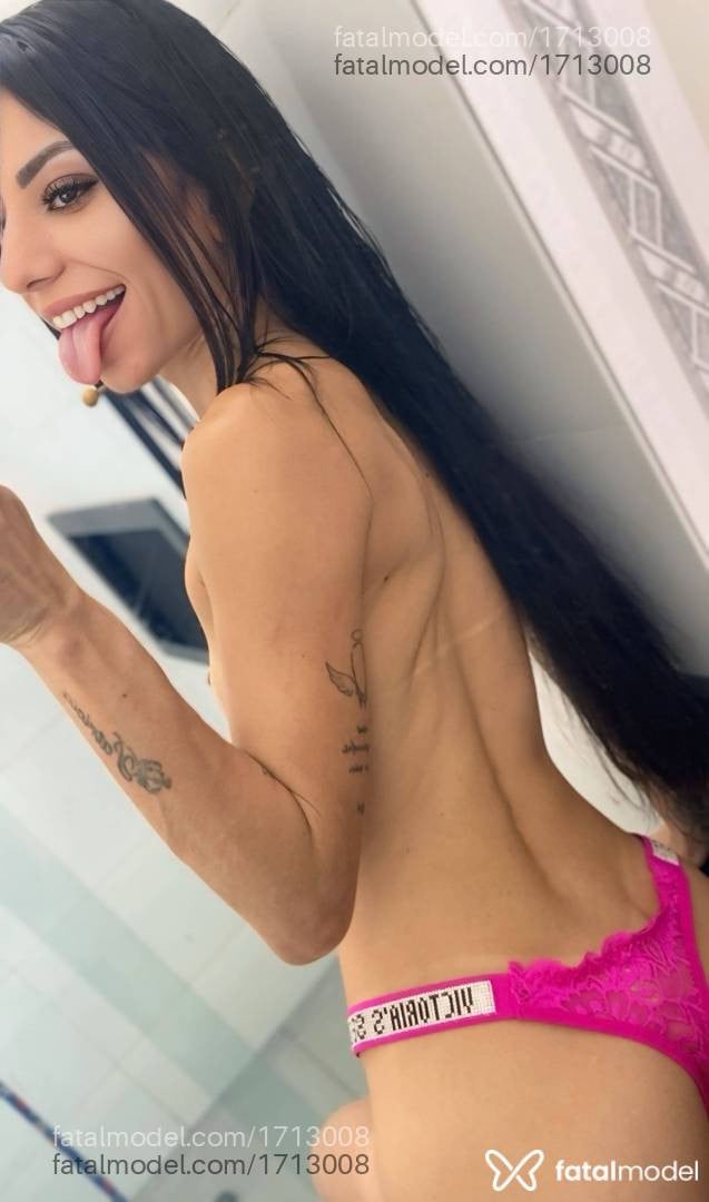 Acompanhante mulher morena (o) de olhos castanhos - Lara Campos