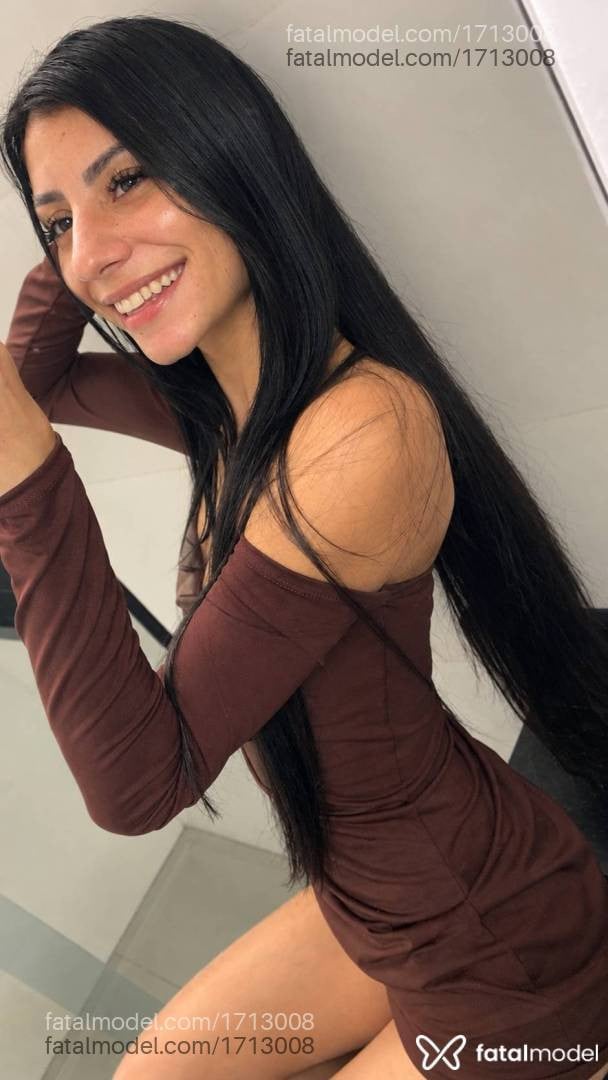 Acompanhante mulher morena (o) de olhos castanhos - Lara Campos