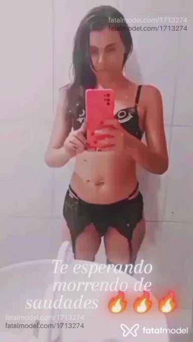 Acompanhante mulher com cabelo castanho de olhos castanhos em Várzea Grande Acompanhante mulher com cabelo castanho de olhos castanhos em Várzea Grande - Penélope