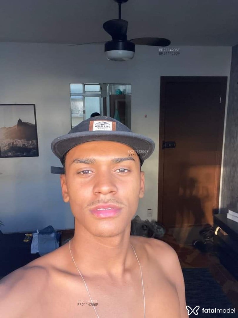 Acompanhante homem morena (o) de olhos pretos em Rio de Janeiro Acompanhante homem morena (o) de olhos pretos em Rio de Janeiro - Itallo Oliveira