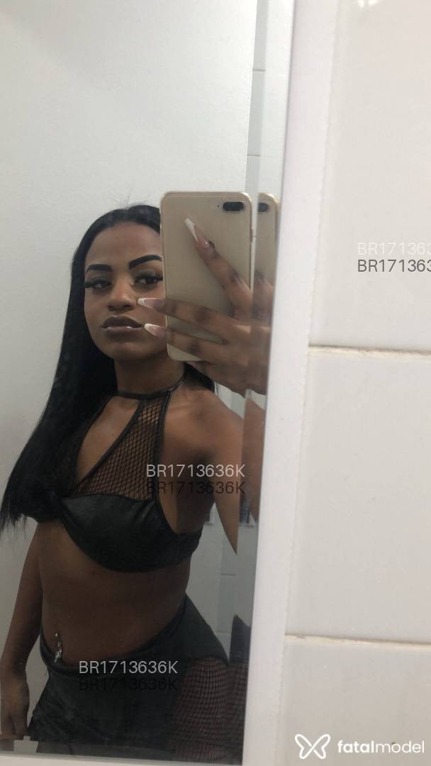Acompanhante mulher morena (o) de olhos castanhos em Volta Redonda - Estefâni Tavares
