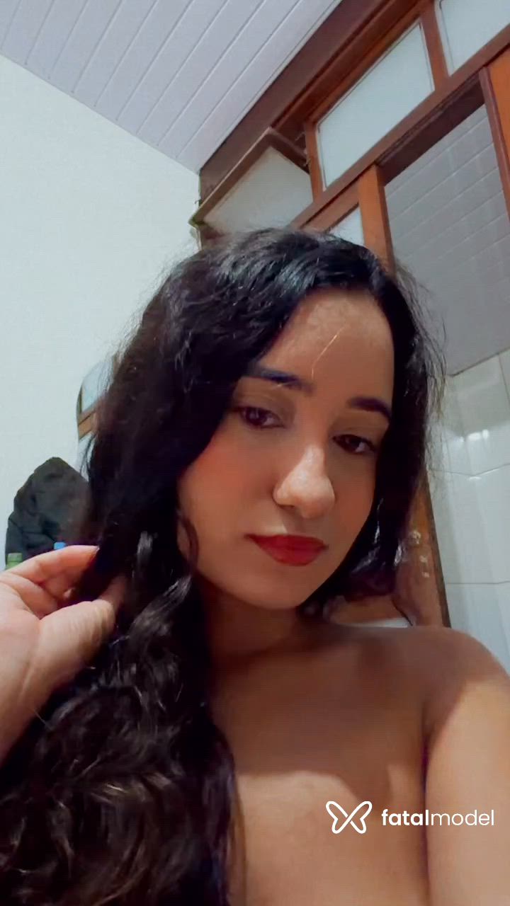 Acompanhante mulher morena (o) de olhos castanhos - Laisa