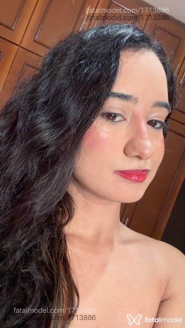 Acompanhante mulher morena (o) de olhos castanhos - Laisa