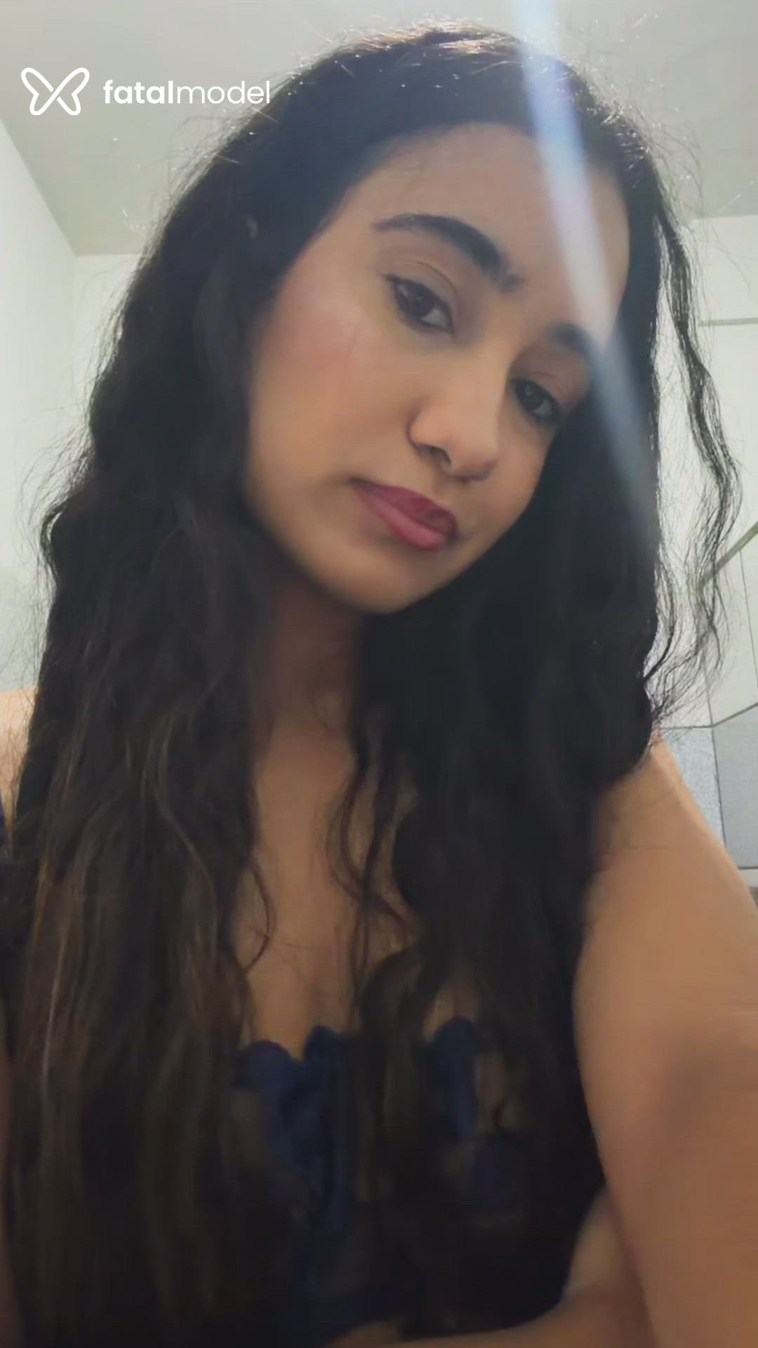 Acompanhante mulher morena (o) de olhos castanhos - Laisa Acompanhante mulher morena (o) de olhos castanhos - Laisa