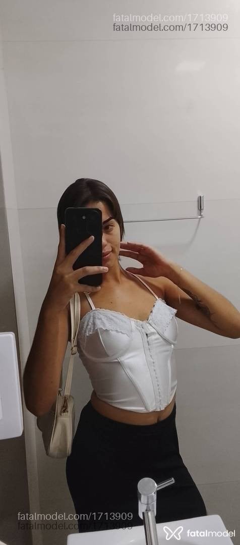 Acompanhante mulher loira (o) de olhos castanhos em Tangará da Serra - Ana