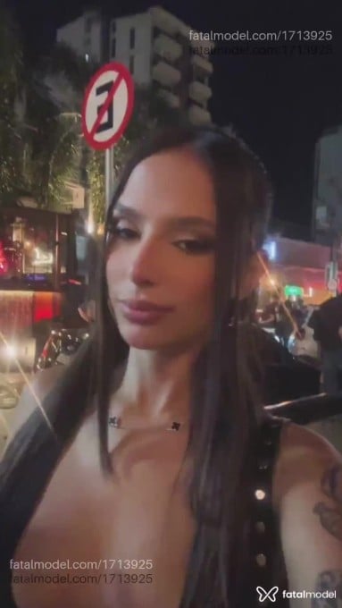 Acompanhante mulher com cabelo castanho de olhos castanhos em Cuiabá - Karol