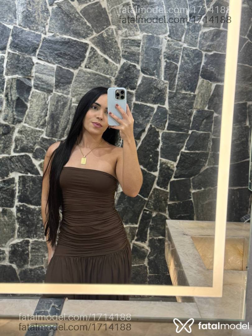 Acompanhante mulher morena (o) de olhos castanhos - Laila Abreu