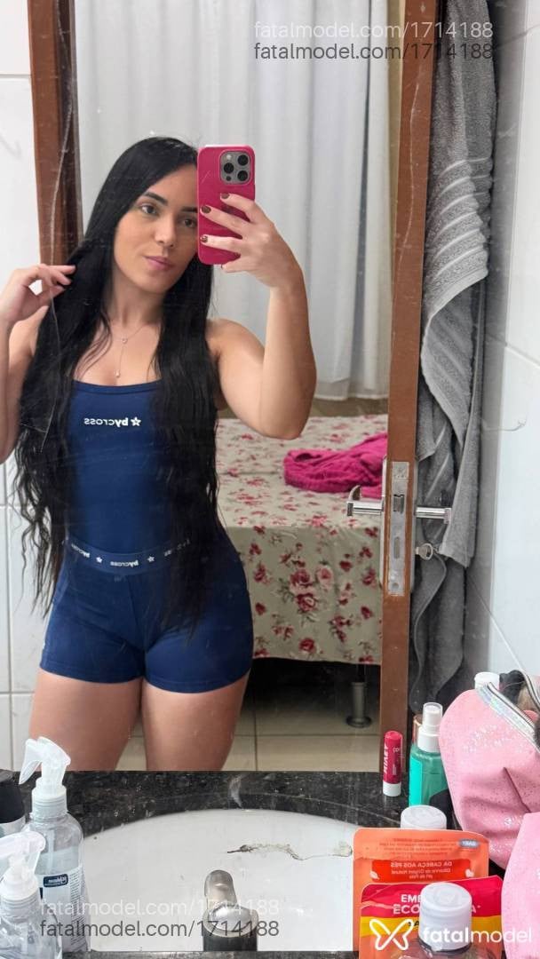 Acompanhante mulher morena (o) de olhos castanhos - Laila Abreu