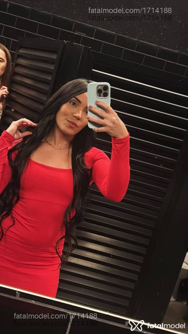 Acompanhante mulher morena (o) de olhos castanhos - Laila Abreu
