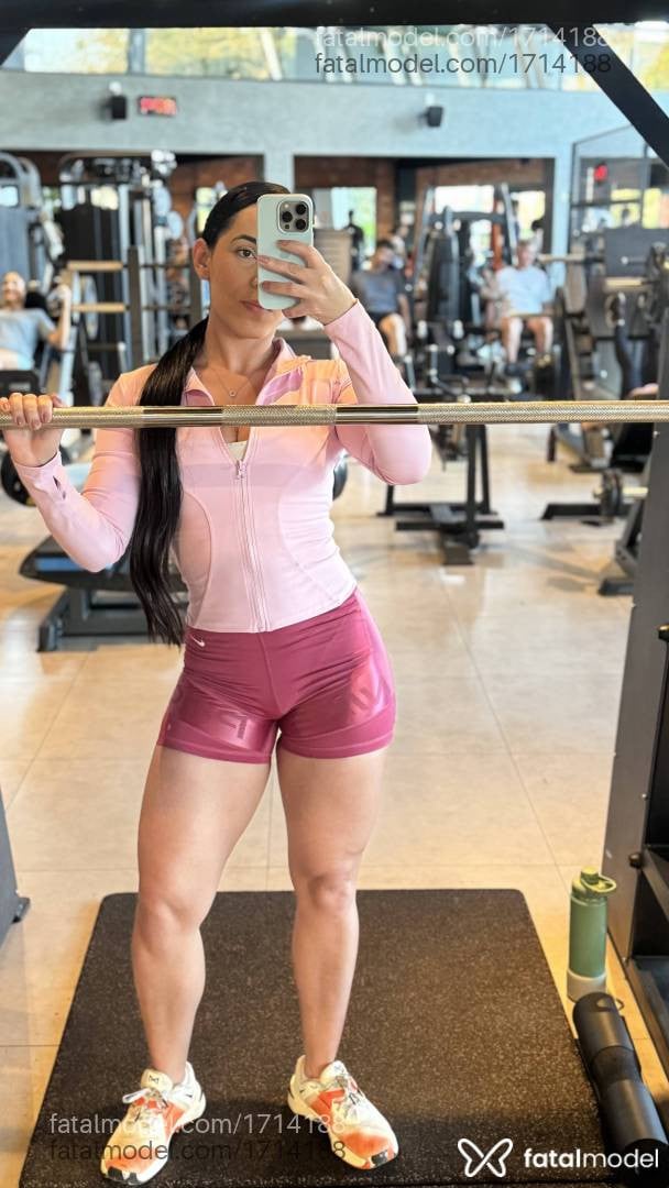 Acompanhante mulher morena (o) de olhos castanhos - Laila Abreu